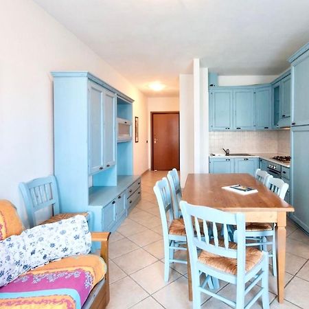 Isa-Apartments 4 Beds In Residence With Swimming-Pool In San Vincenzo, Just 600 Meters From The Sea Екстериор снимка