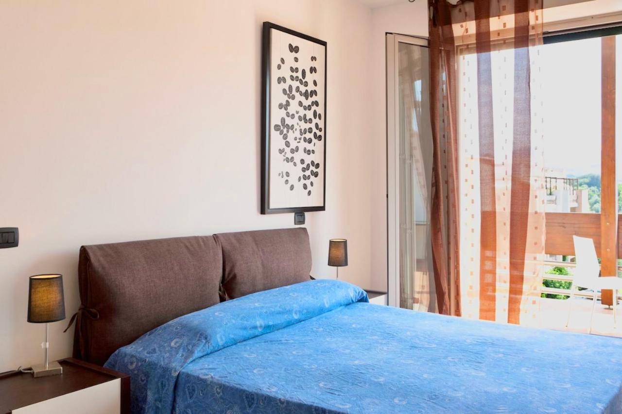 Isa-Apartments 4 Beds In Residence With Swimming-Pool In San Vincenzo, Just 600 Meters From The Sea Екстериор снимка
